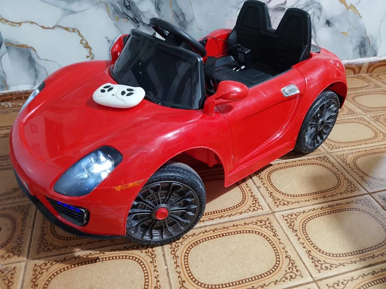 Carrinho elétrico infantil 