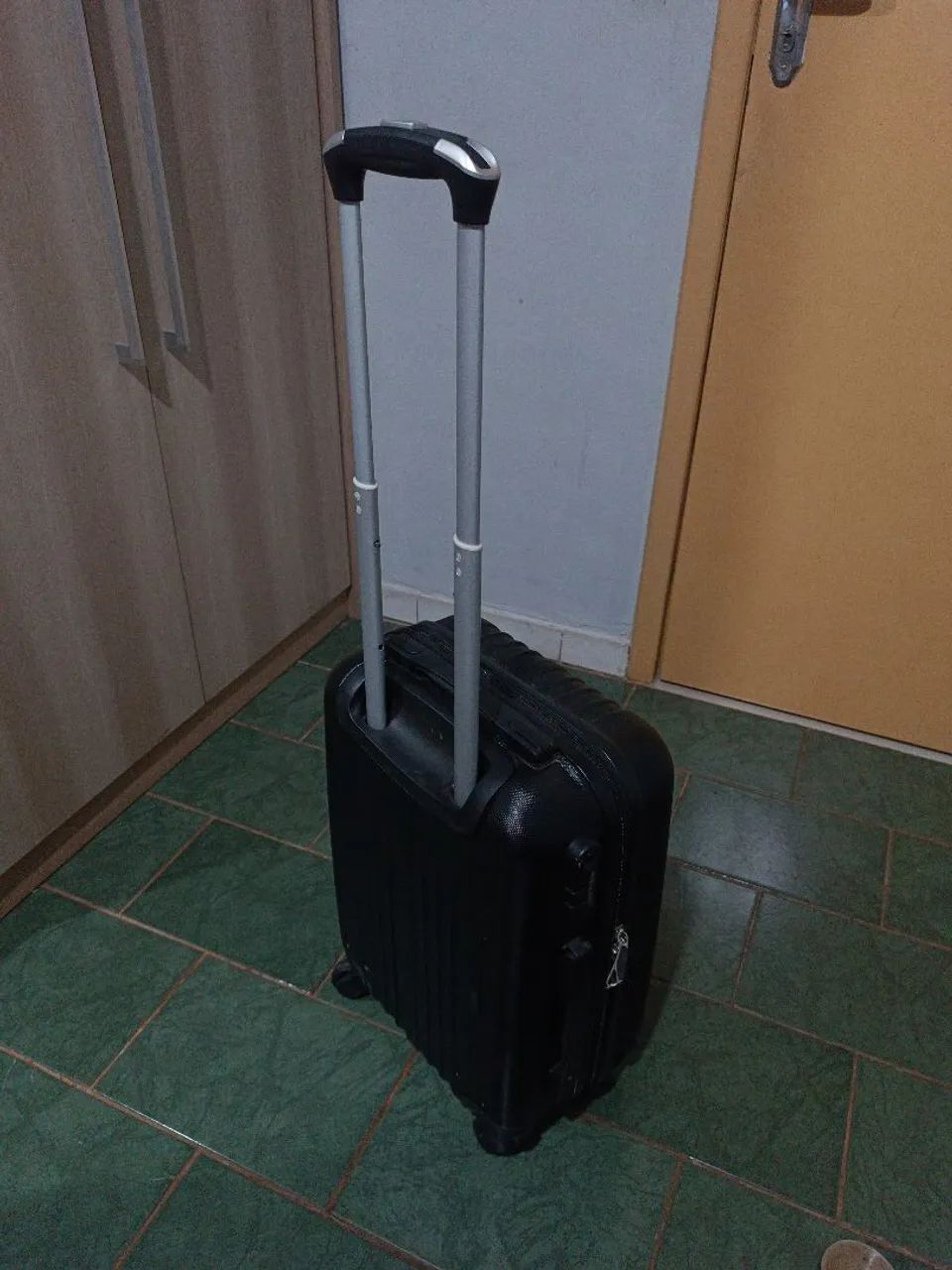 Mala de viagem, mala de bordo usada uma vez.  - Foto 2