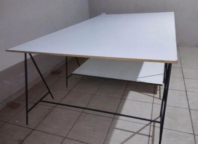mesa cortar tecido