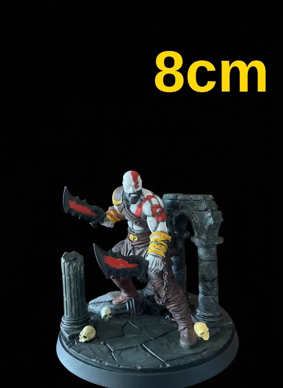 Kratos Action Figure – God of War, 8 cm, Detailed Collectible – Blades of Chaos