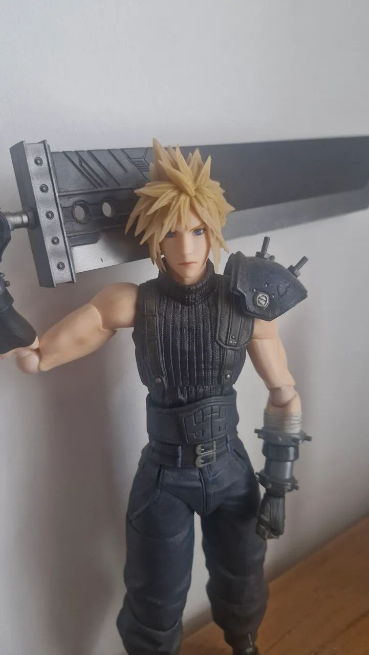 Action Figure Final Fantasy 7 Edição Colecionador - Foto 2