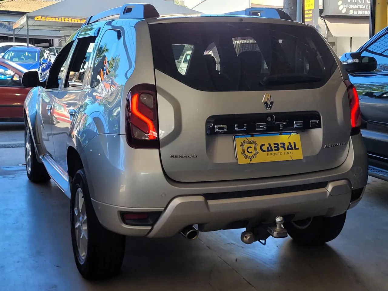 Renault Duster Dynamique 2.0 Hi-flex 16V Aut. 2017 - Foto 2