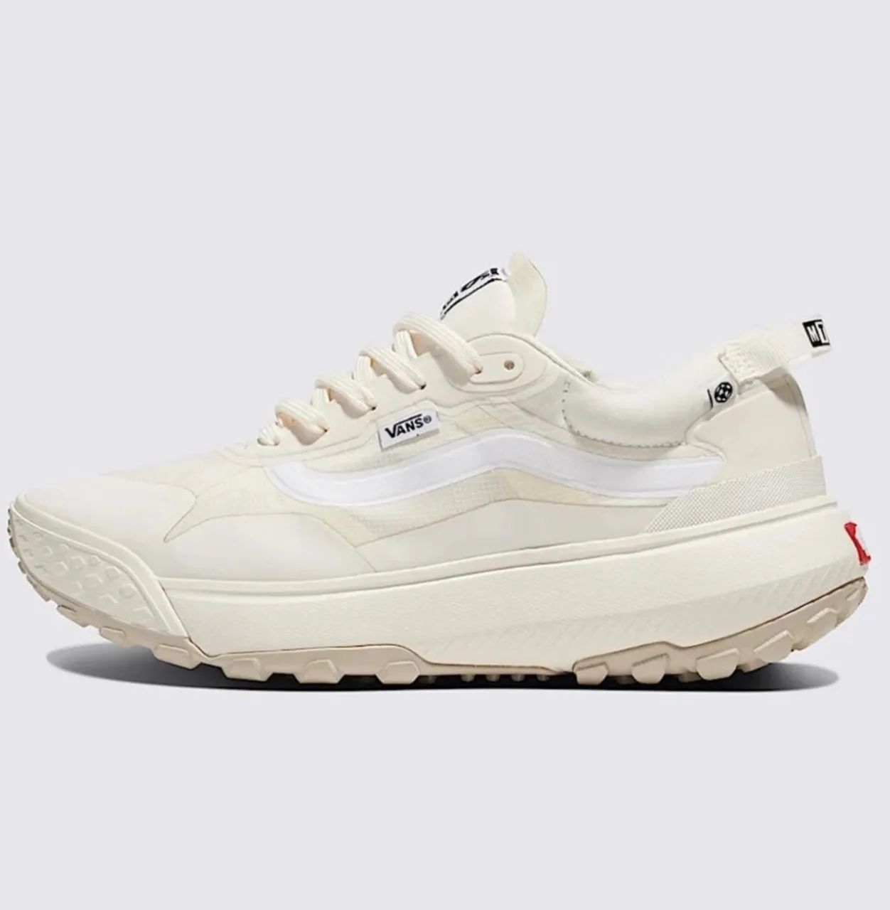 Tênis Vans Mte Crosspath Marshmallow ( NUNCA USADO)  - Foto 4