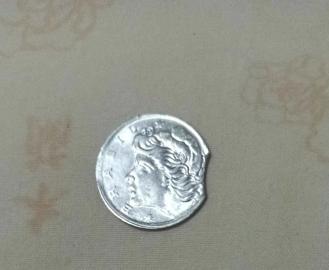 MOEDA RARA 5 CENTAVOS 1969 COM ERRO DE CUNHAGEM + FALHA DE CORTE - Foto 2