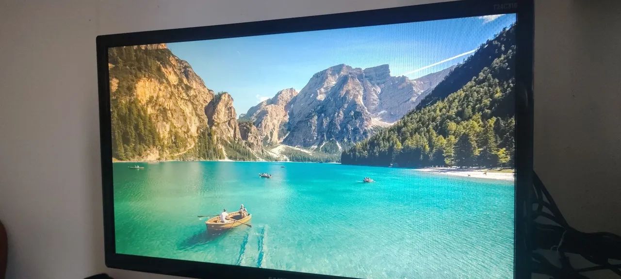 TV Samsung 24" - Com controle e suporte original - Foto 5