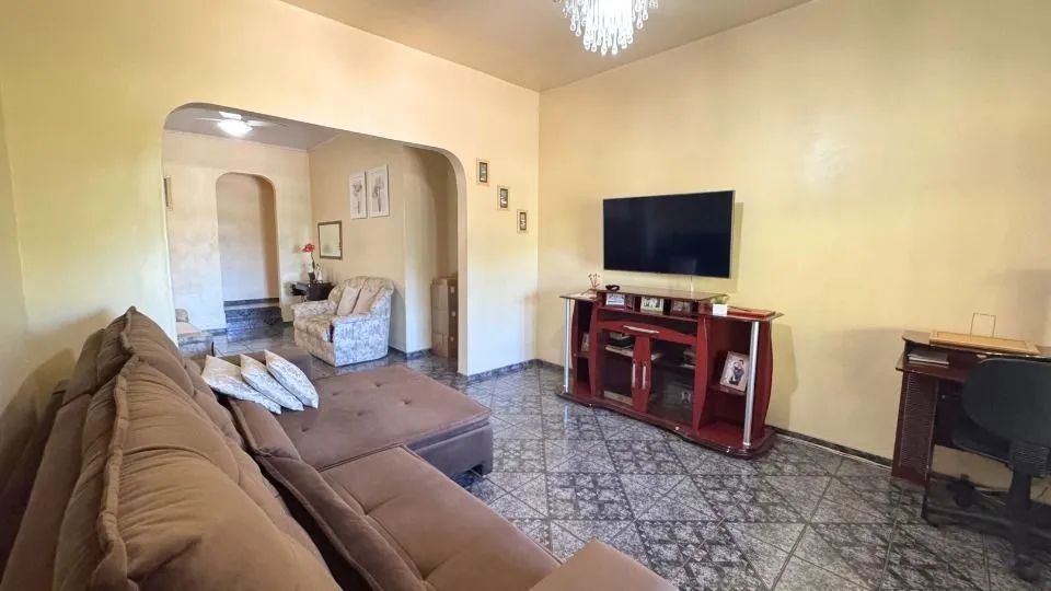 CASA AMPLA E COM EXCELENTE LOCALIZAÇÃO - Foto 3