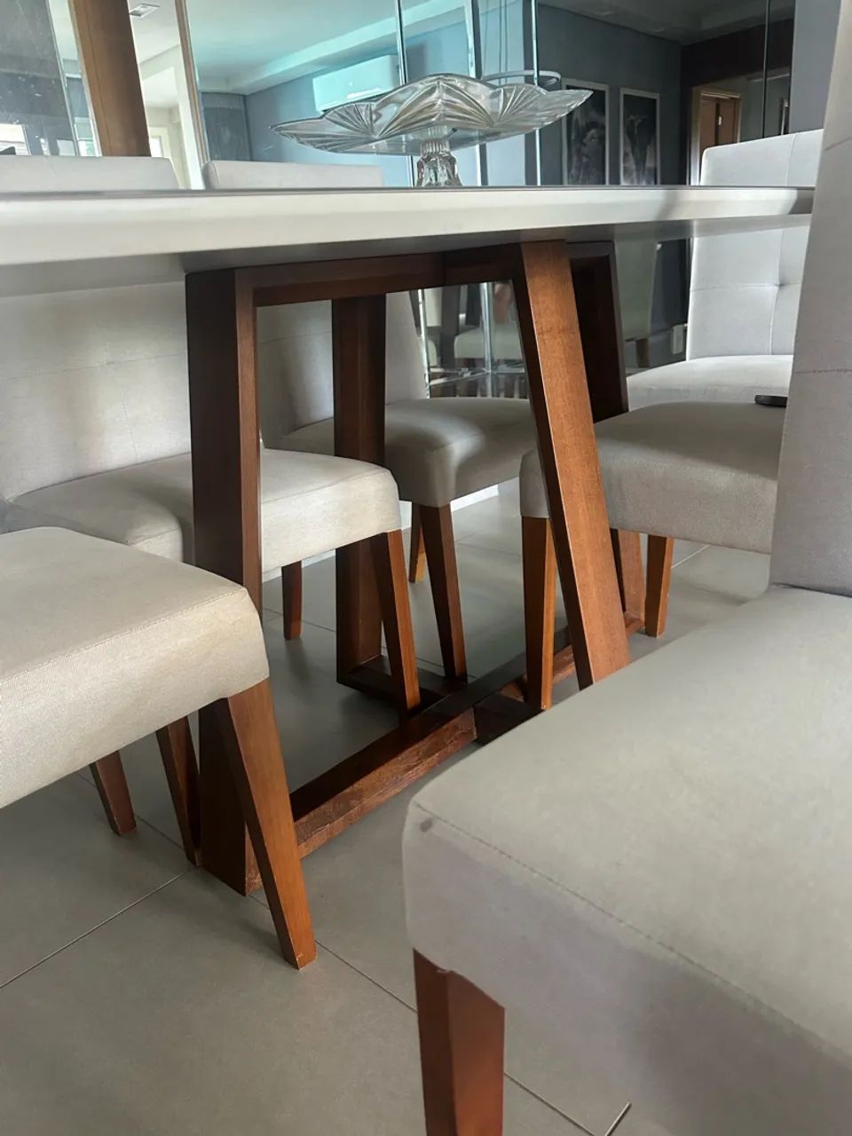 Mesa ( madeira maciça ) 