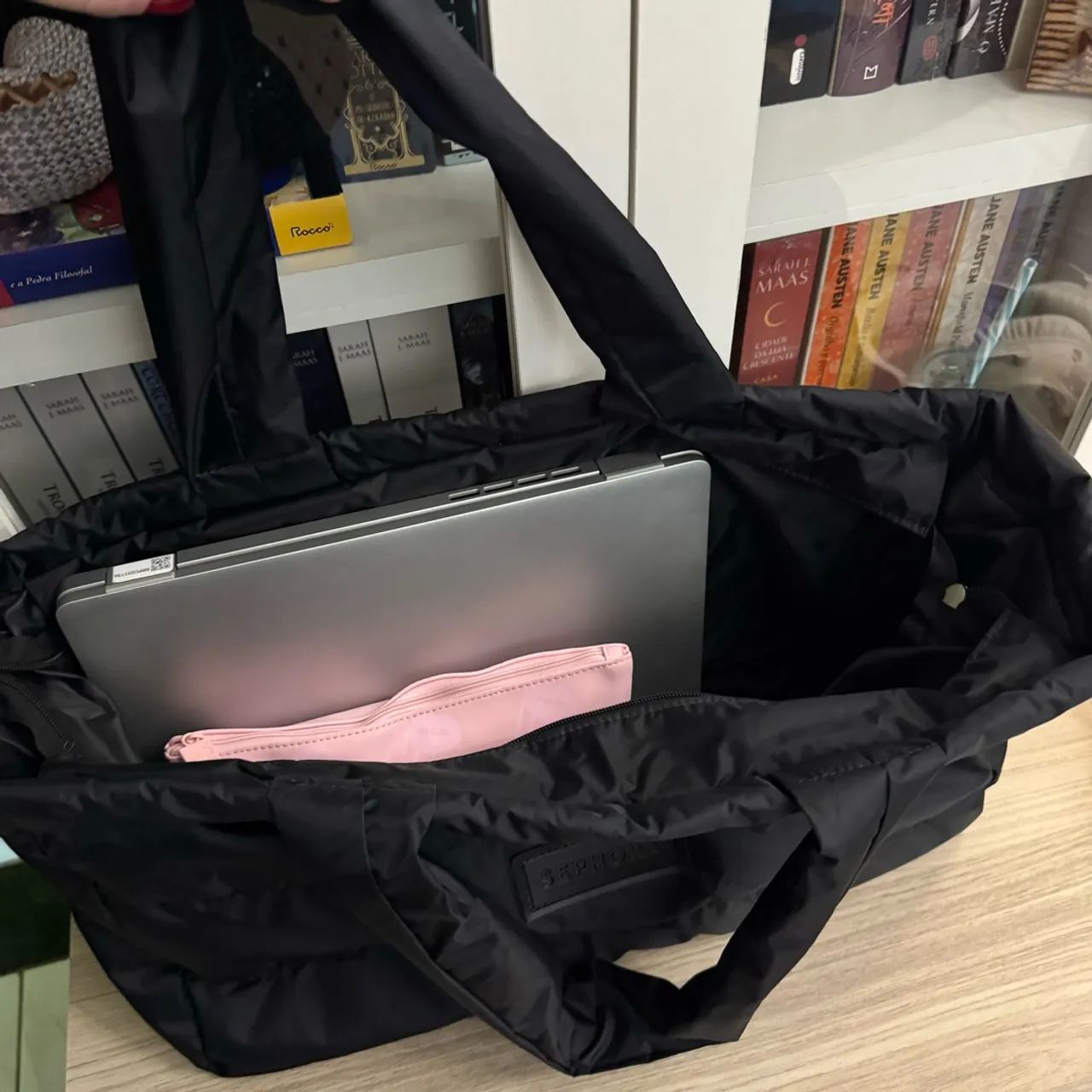 bolsa sephora puffer tote grande preta com zíper - Foto 5