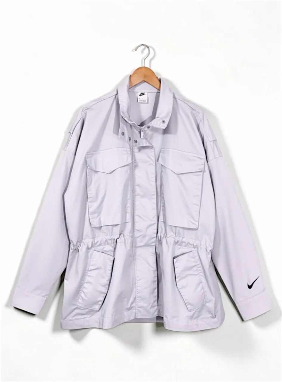 Jaqueta tipo Parka Nike sem uso