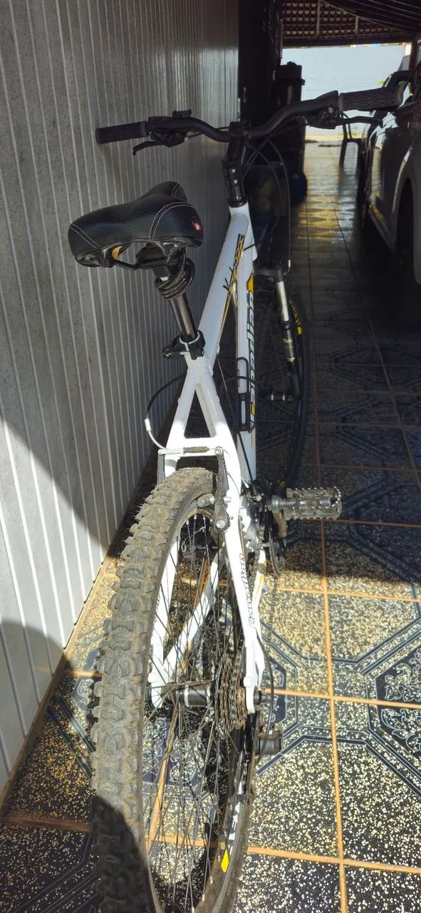 Vendo Bicicleta Canadian X Terra Aro 26 - Ciclismo - Condomínio