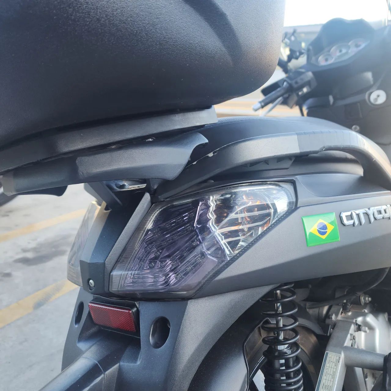Citycom 300 Scooter - Foto 5