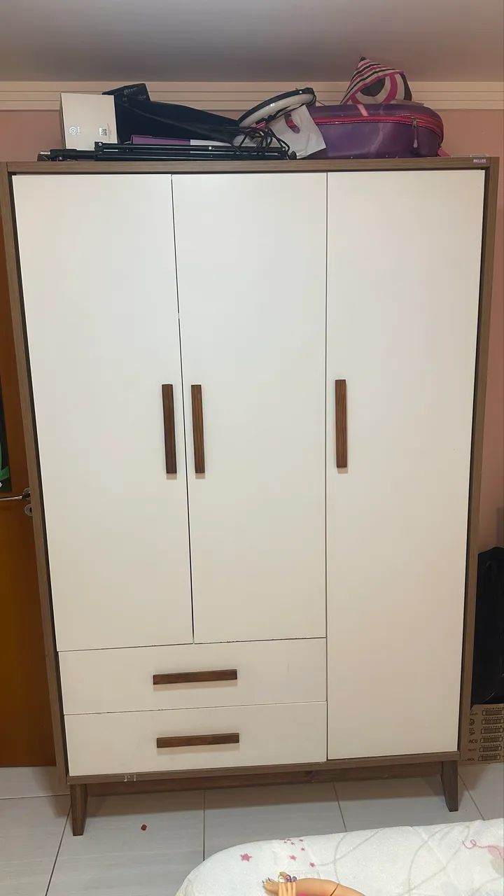 Guarda roupa da RELLER