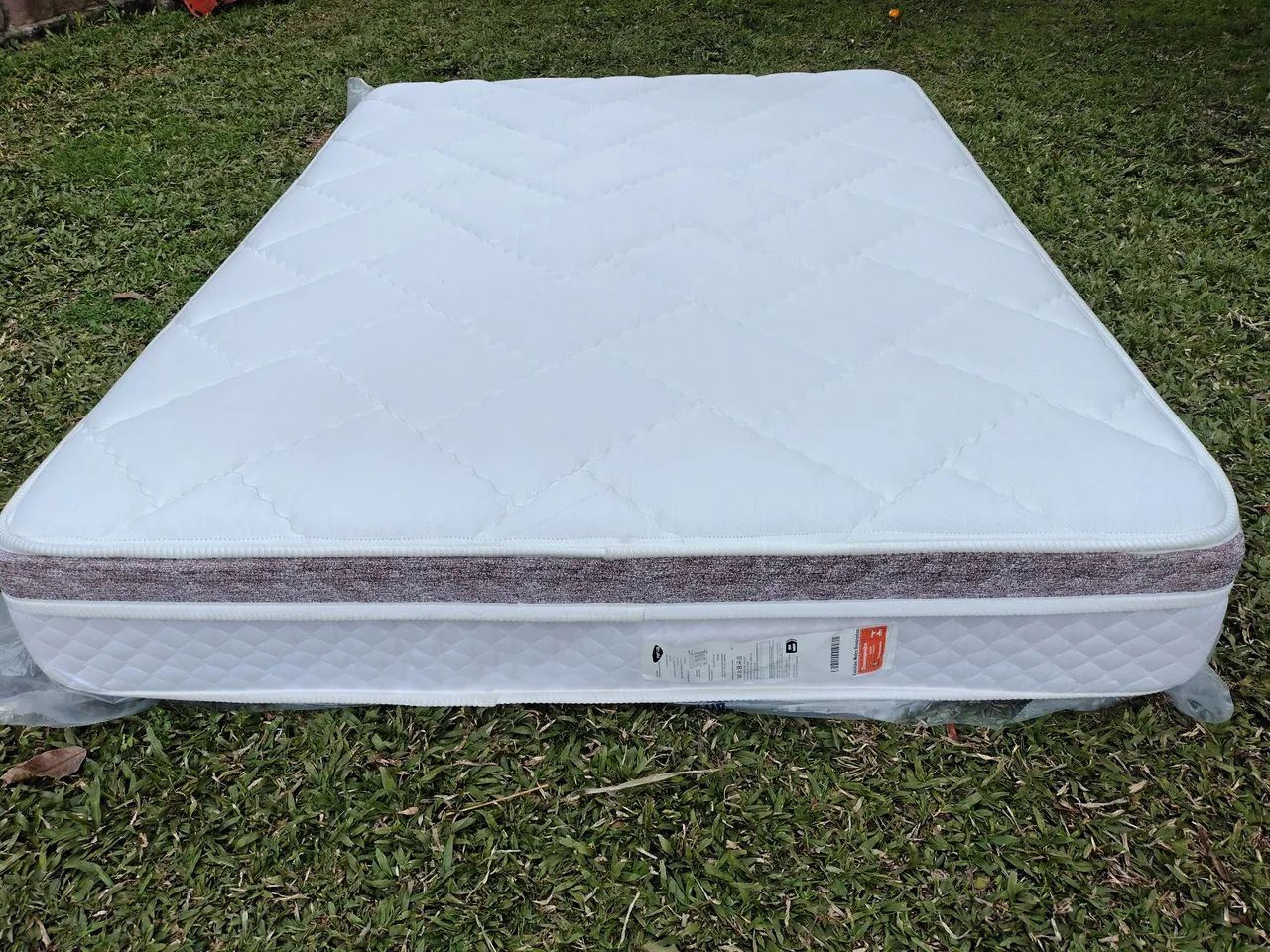 Com entrega colchão casal molas