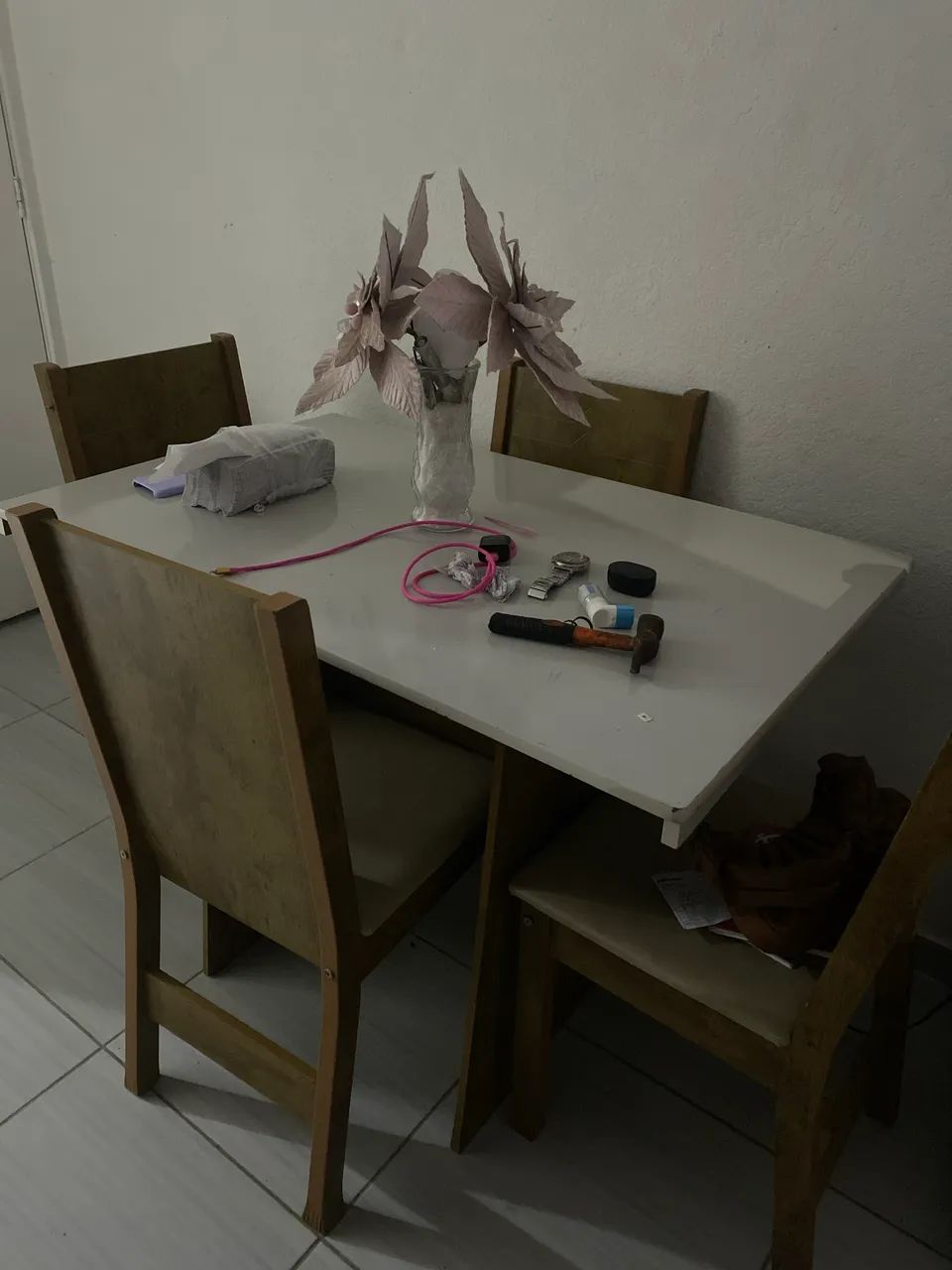Mesa com 4 cadeiras quadrada  - Foto 2