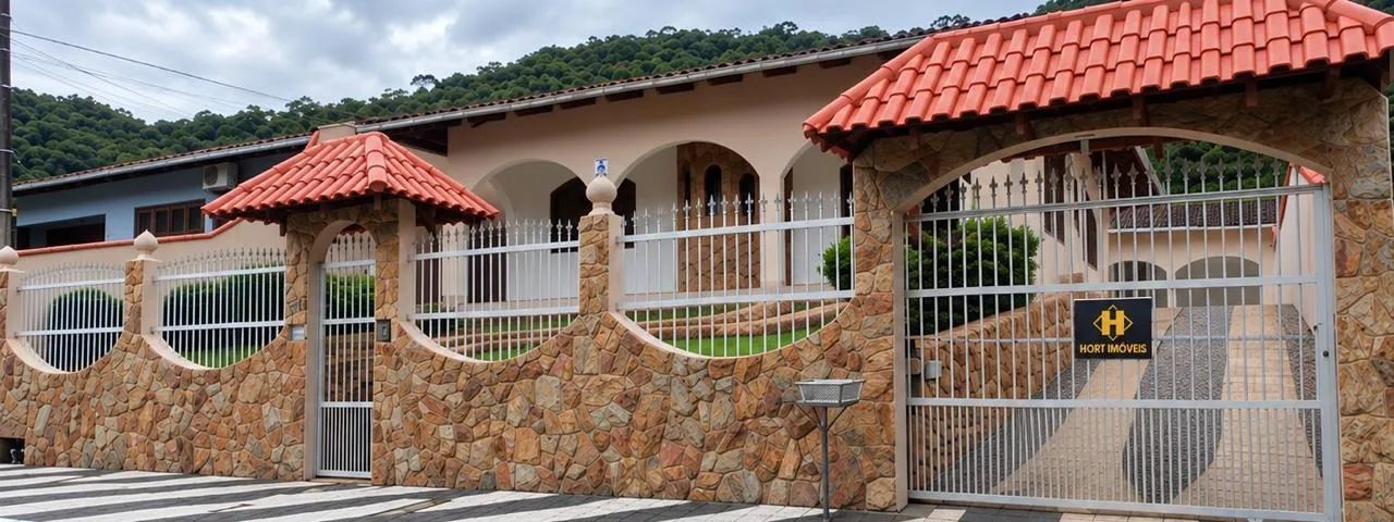 Casa 3 dormitórios com Piscina - Blumenau - Foto 2
