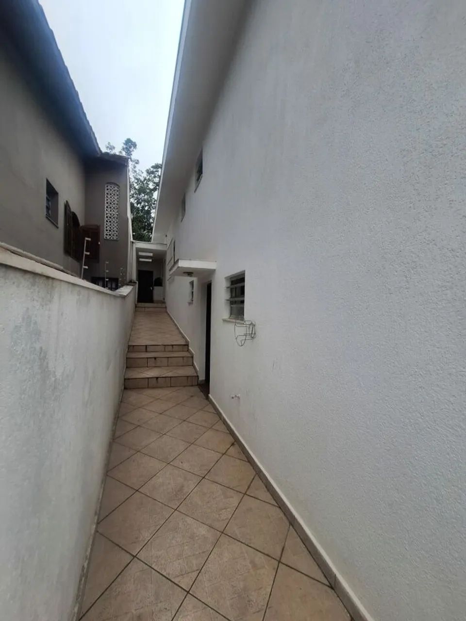 LINDA CASA TERREA ÓTIMA LOCALOZAÇÃO! FL 31 - Foto 4