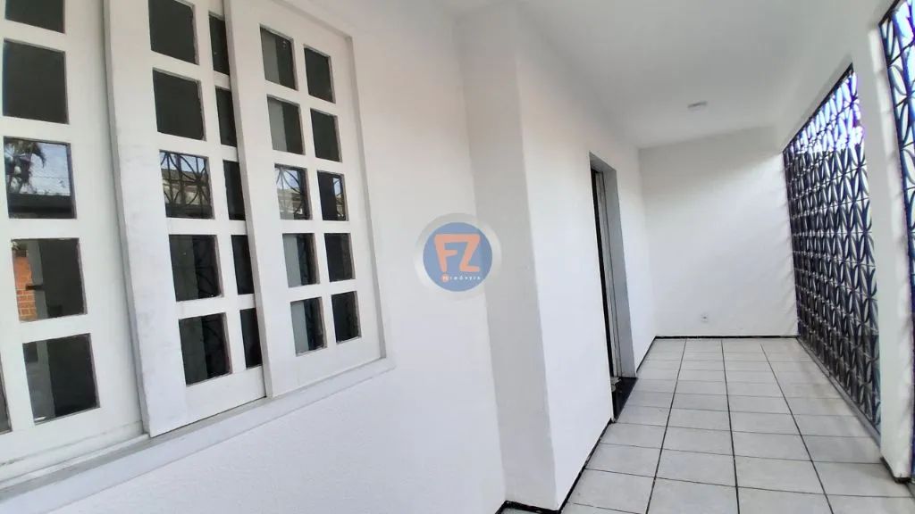 Locação de Casas / Comercial na cidade de Fortaleza - Foto 4