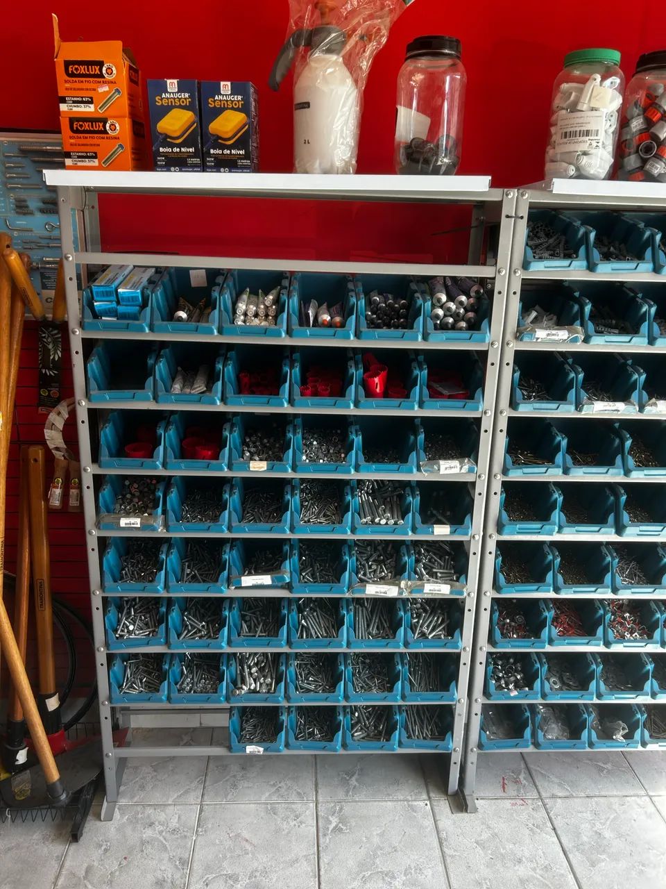 Kit com 2 estantes gaveteiros com 108 gavetas  - Foto 3