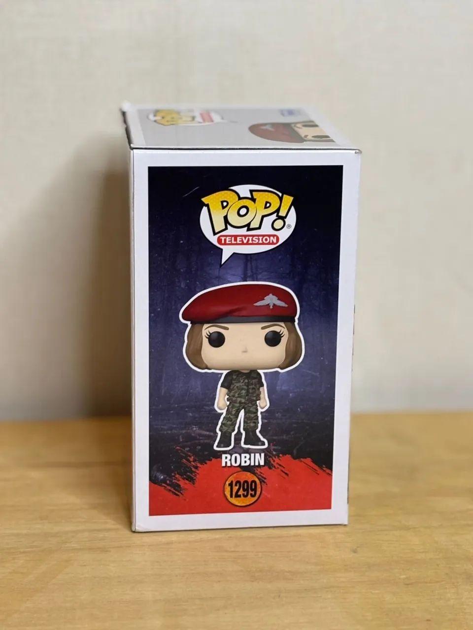 Funko Pop! Television Stranger Things - Robin #1299 - Foto 3