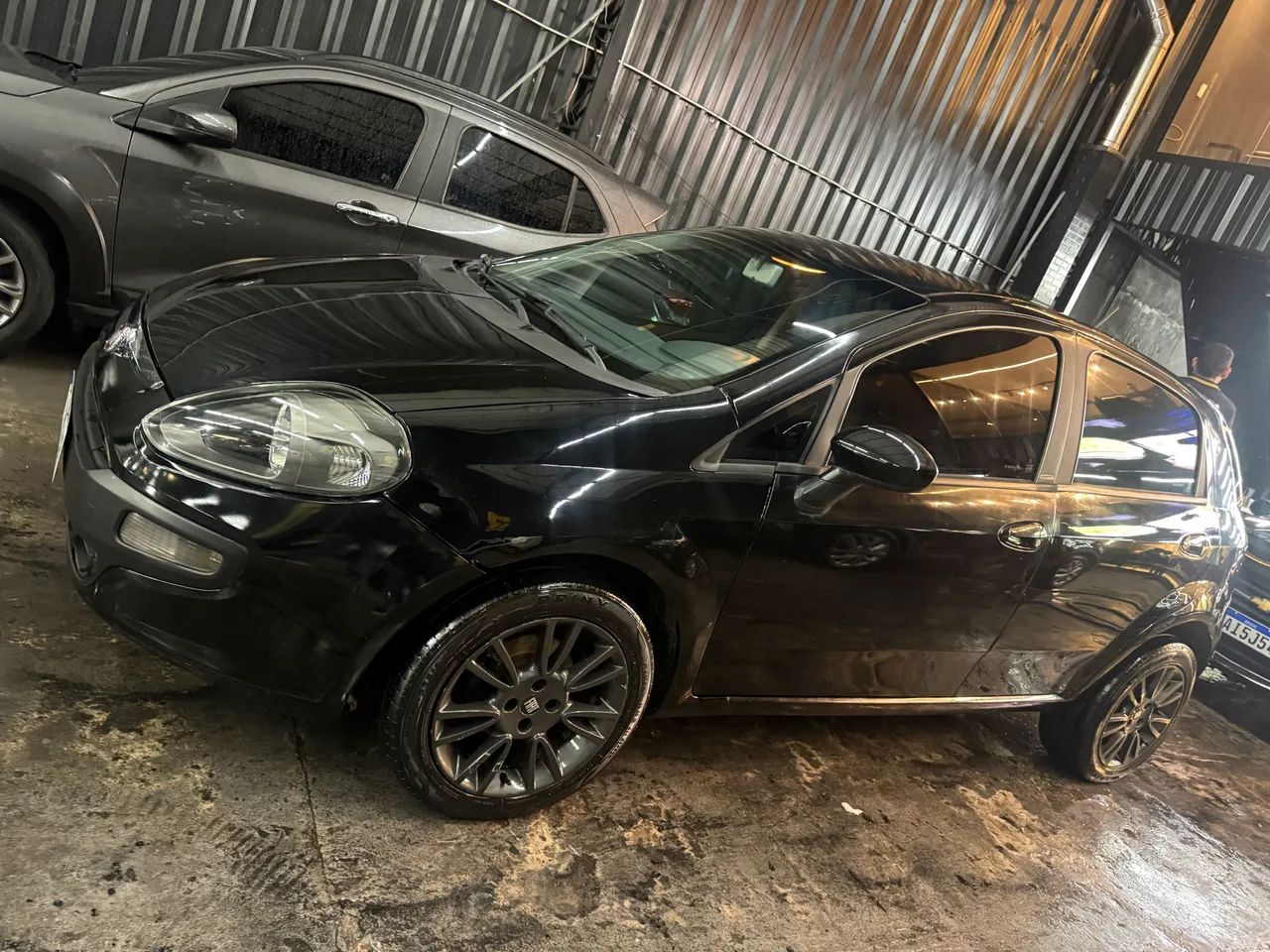 Fiat Punto Attractive 1.4 Fire Flex 8V 5P 2013