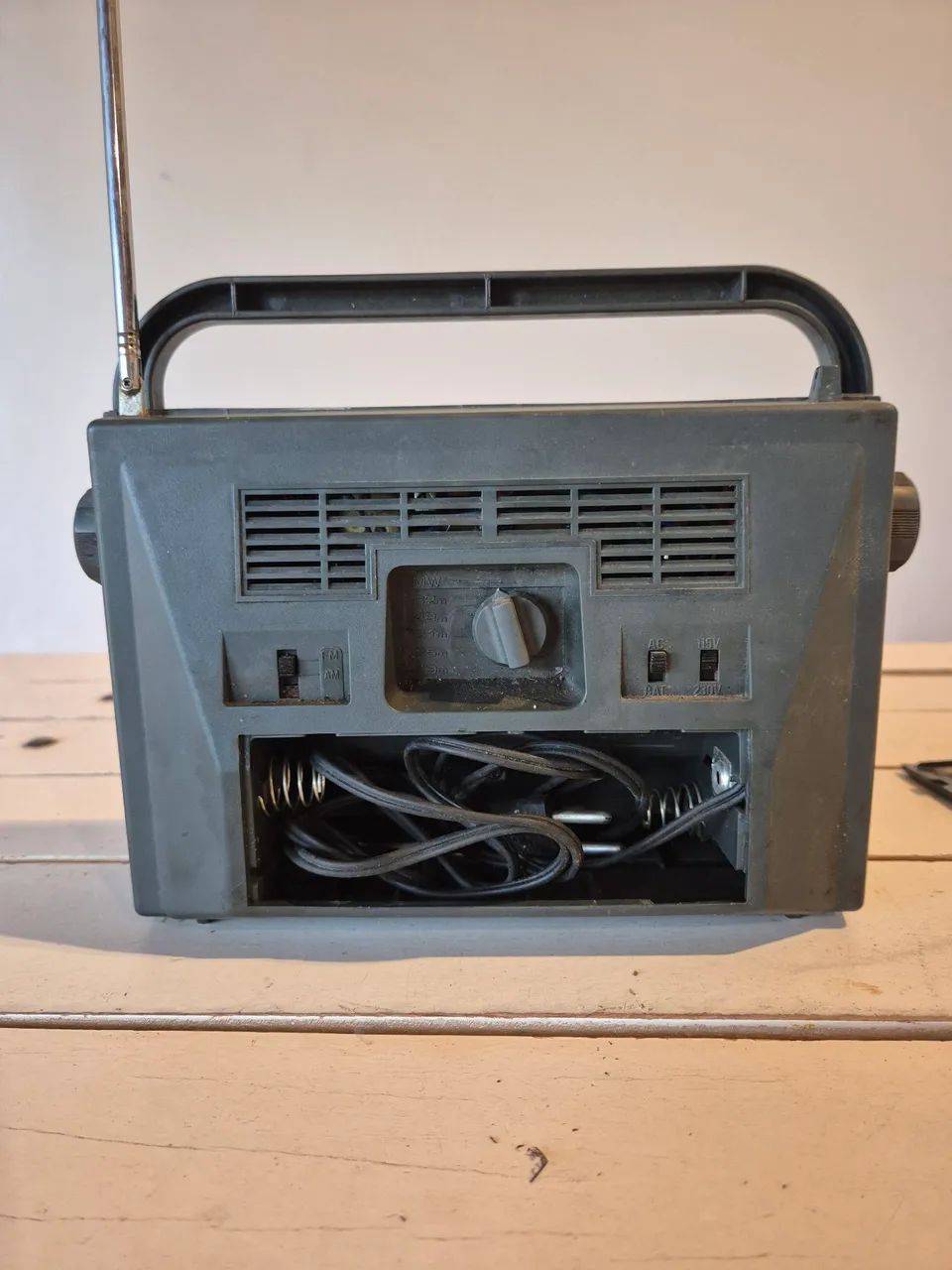 Rádio antigo Motobras. Década de 80. - Foto 5