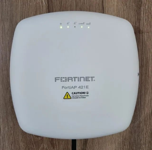 Access Point Fortinet FortiAP 421E - Foto 3