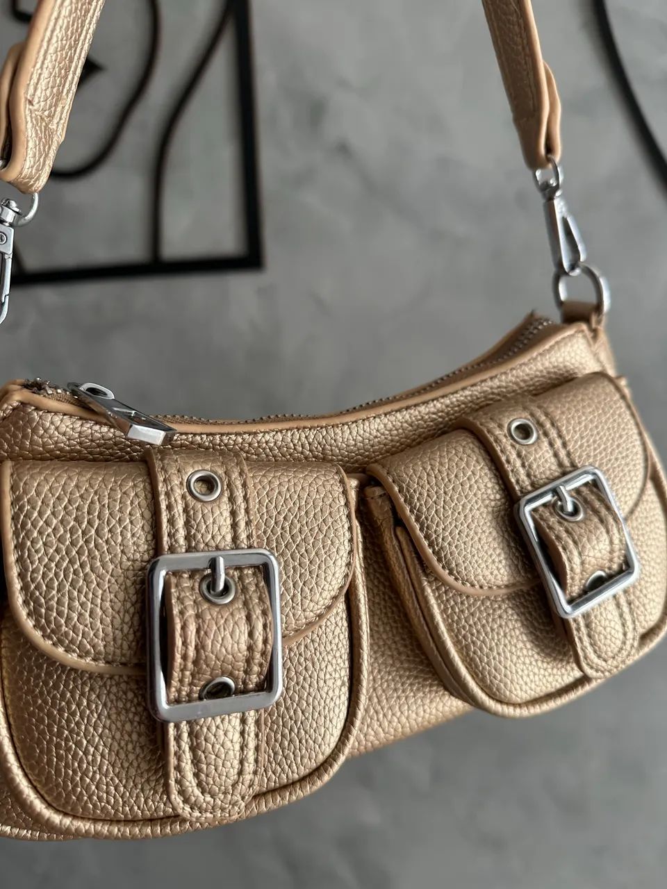 Bolsa dourada nova 