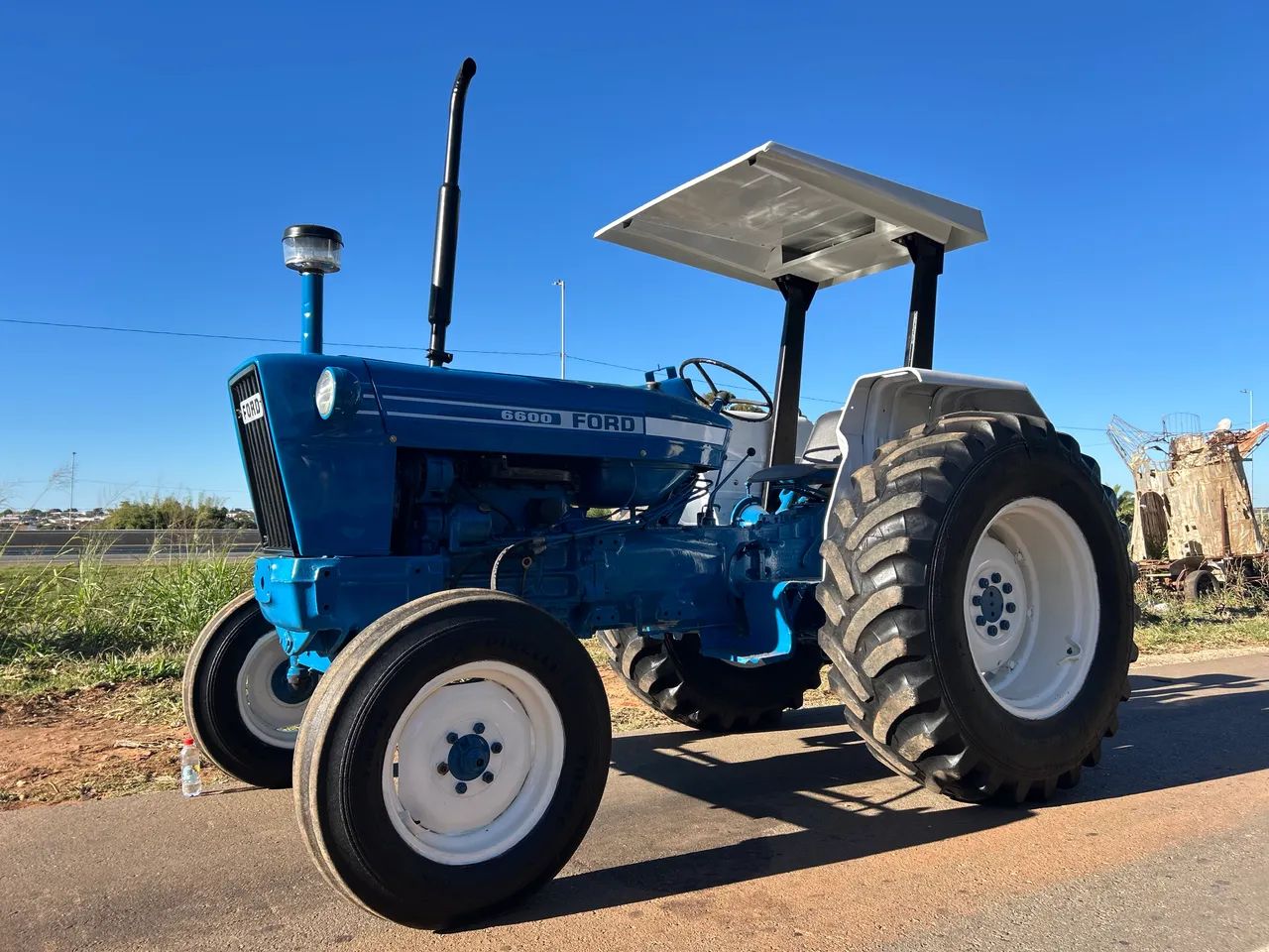 Trator Ford 6600 - Foto 4