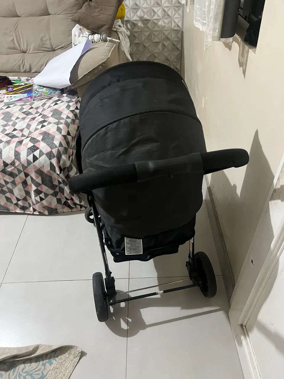 Carrinho de bebê Moisés seminovo  - Foto 3