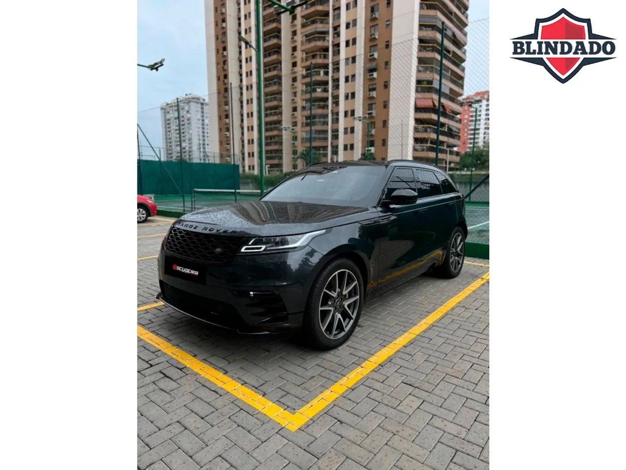 Land Rover Range Rover Range R. Vel. R-DYN HSE 3.0 PH6 4X4 AUT 2023