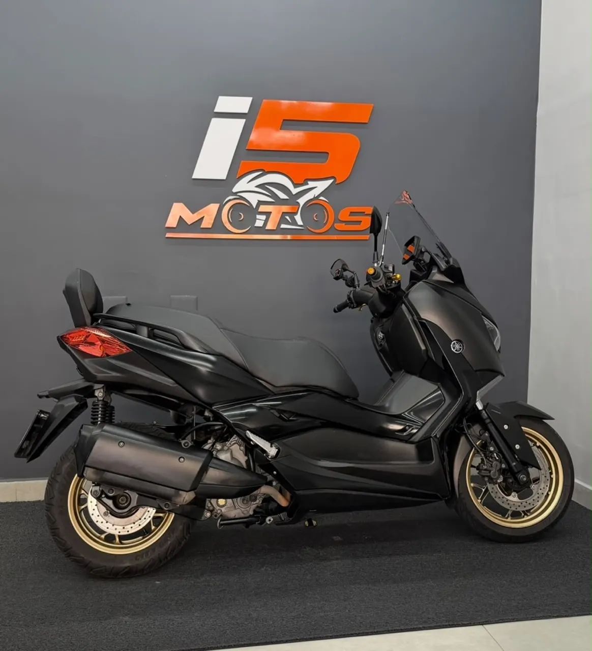 YAMAHA XMAX 250 Abs - Foto 2