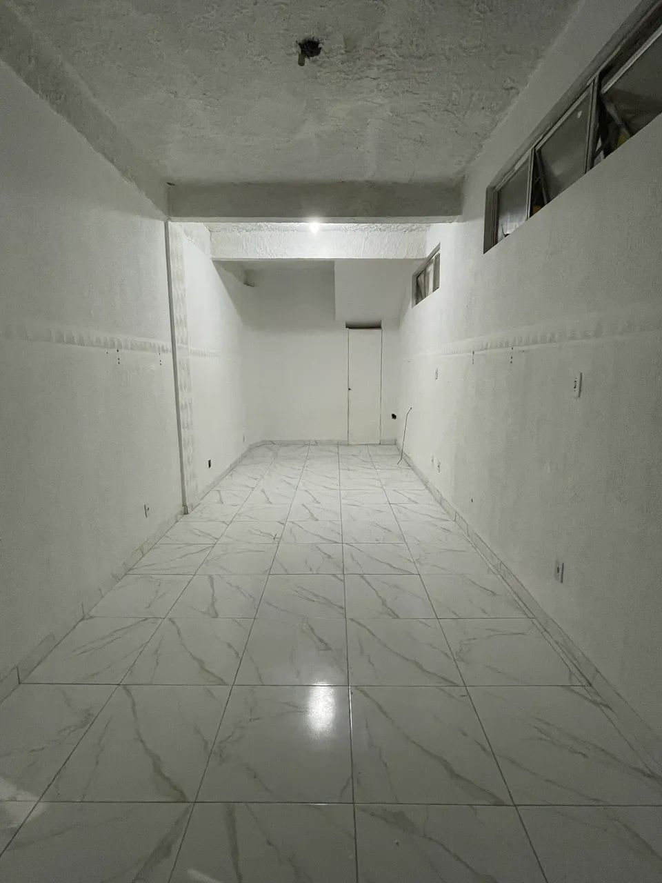 Alugo ponto comercial