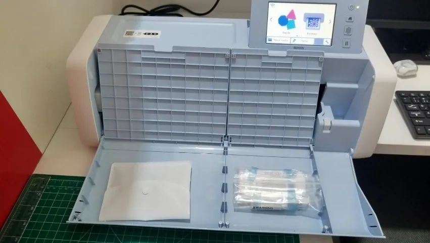 Maquina De Corte Scanncut Sdx225 Brother Branco - Foto 5