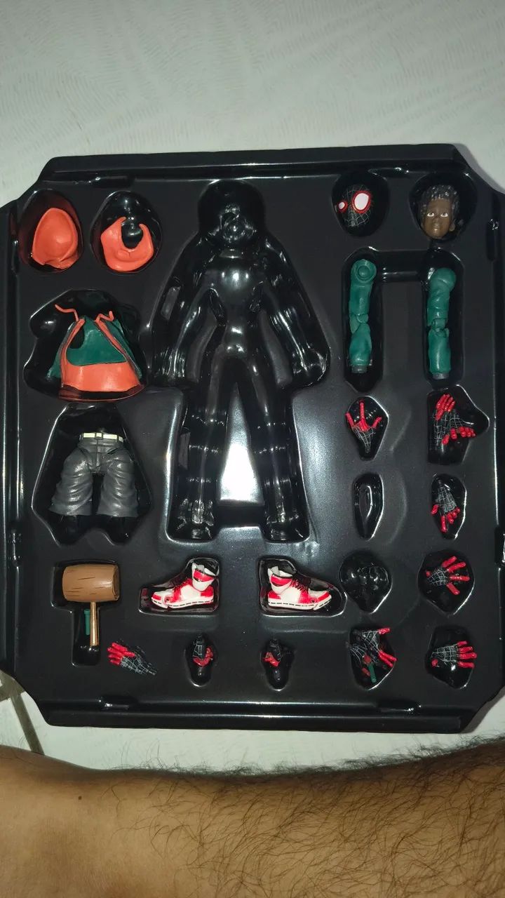 Action figure homem aranha spider verse  - Foto 3