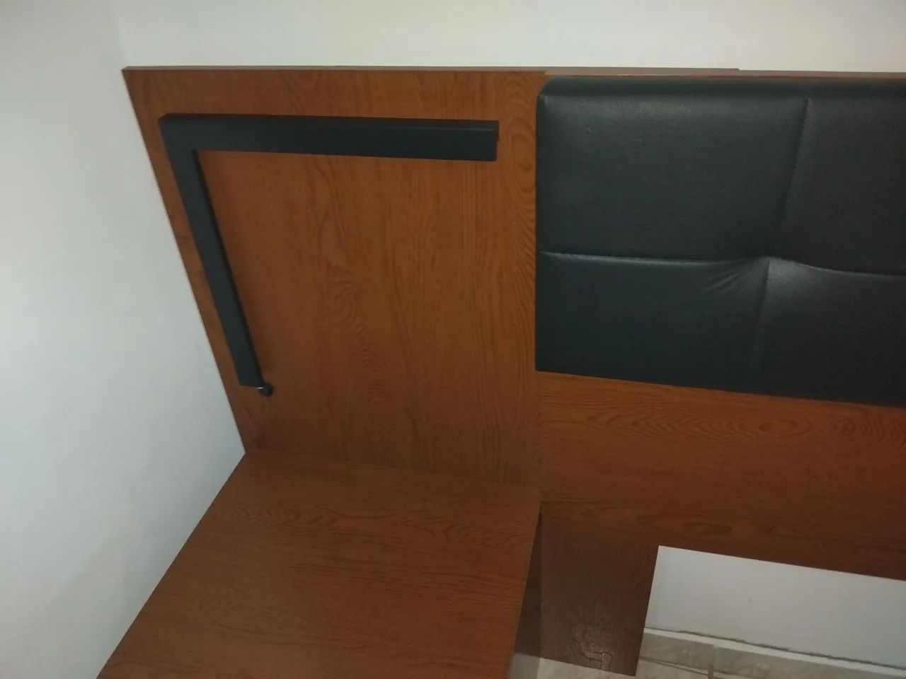 Cabeceira para cama Queen com criado mudos - Foto 3