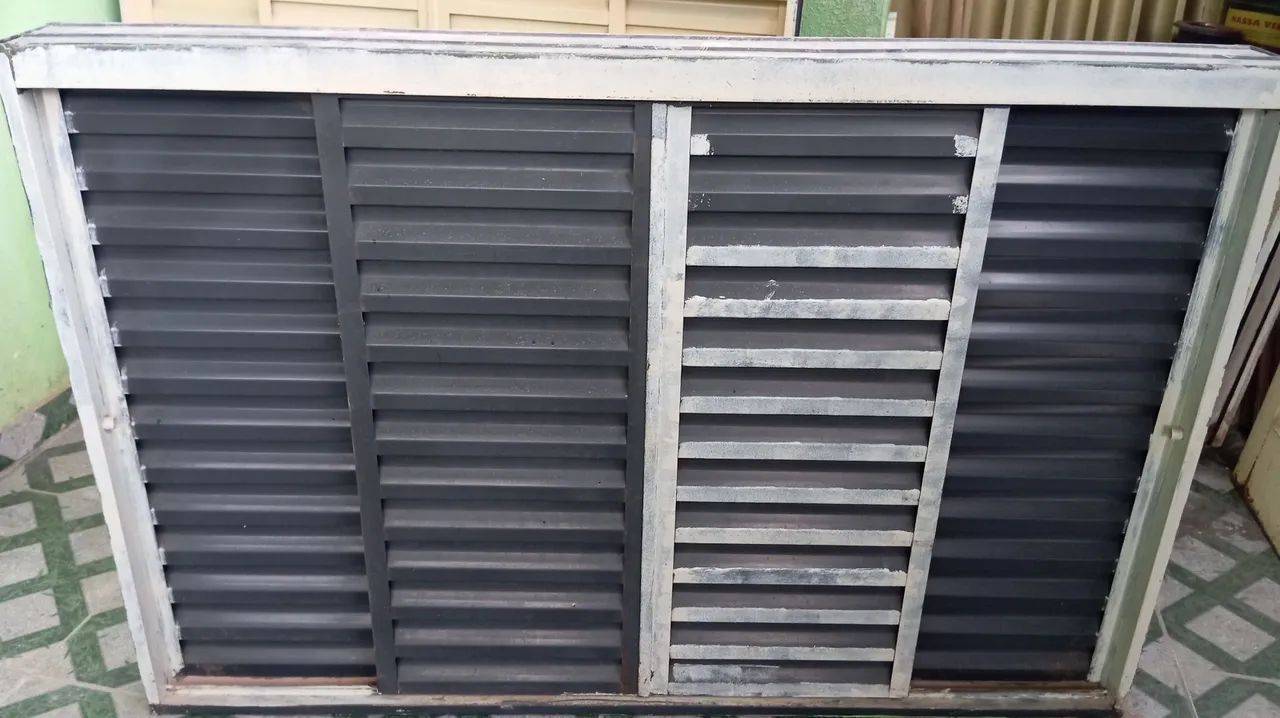 Vende-se conjunto de 2 janelas e uma porta. - Foto 3