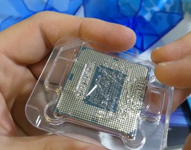 Processador Intel Core i9-9900K, 8-Core, 16-Threads, 3.6GHz (5GHz Turbo), Cache 16MB, LGA1 - Foto 3