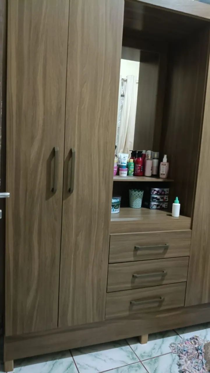 Vendo guarda roupa