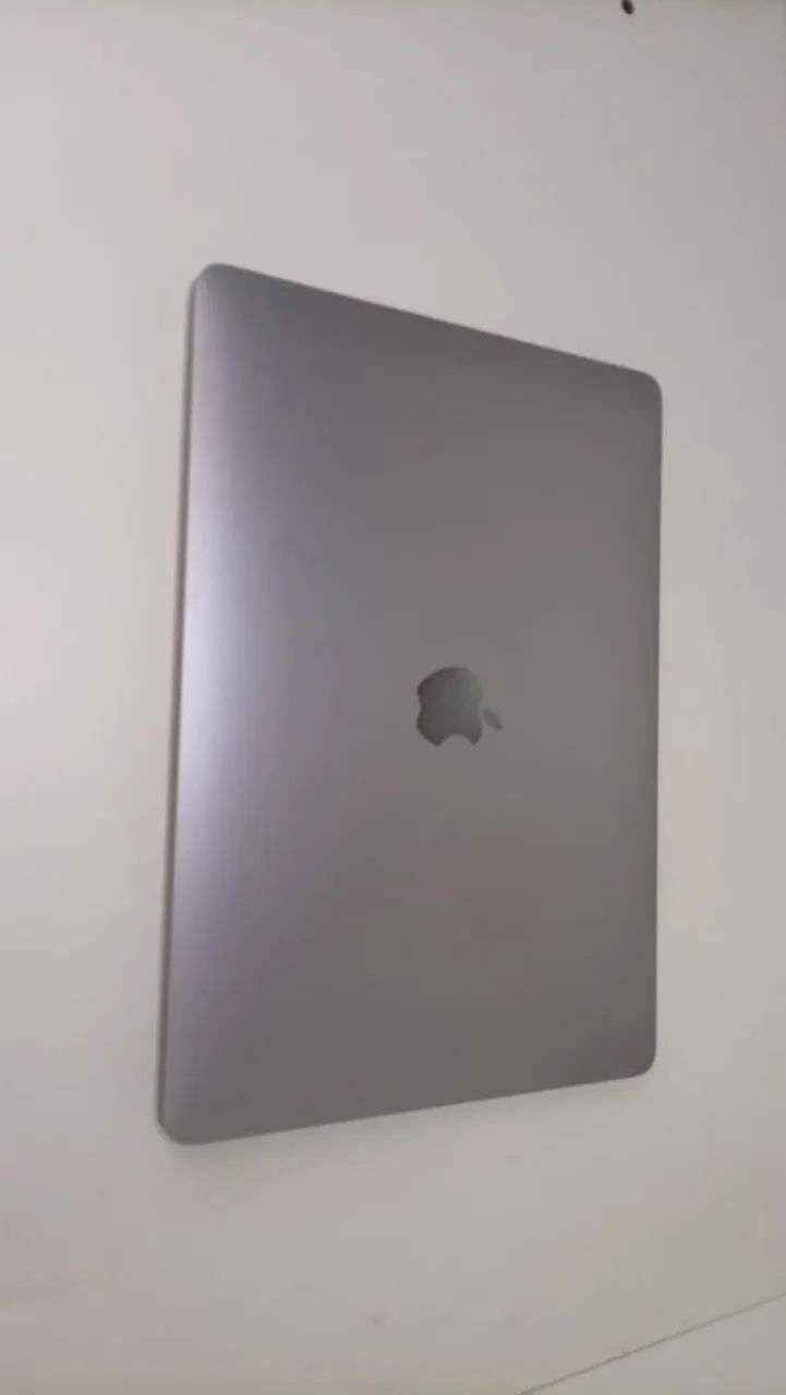 Apple MacBook Air 2018 シルバー 256GB 8GB Apple Macbook Air 2018 - Intel Core I5 - 8Gb Ram - 256Gb SSD