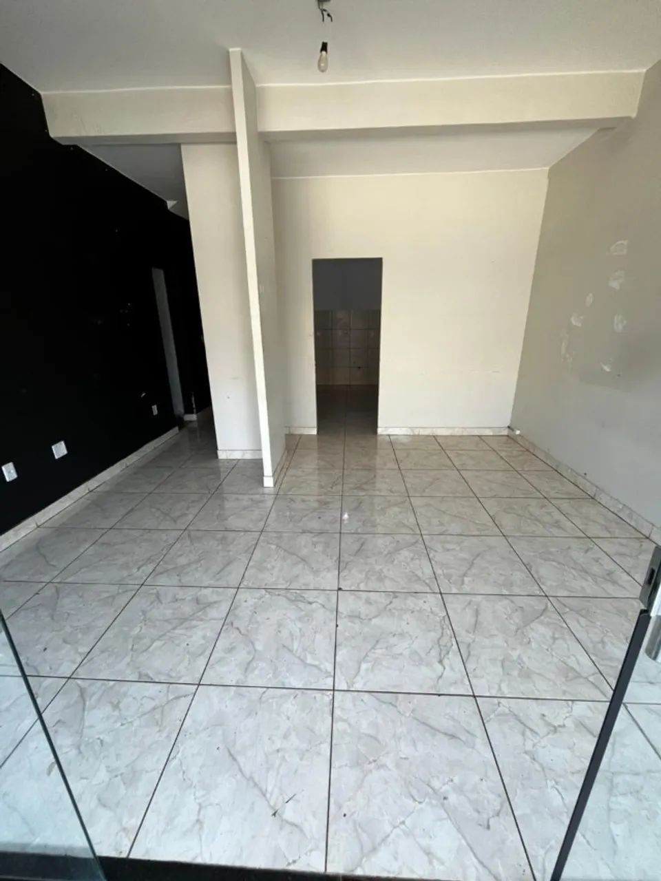 Alugo loja Quadra 2 Conjunto J - Vila Buritis  - Foto 2