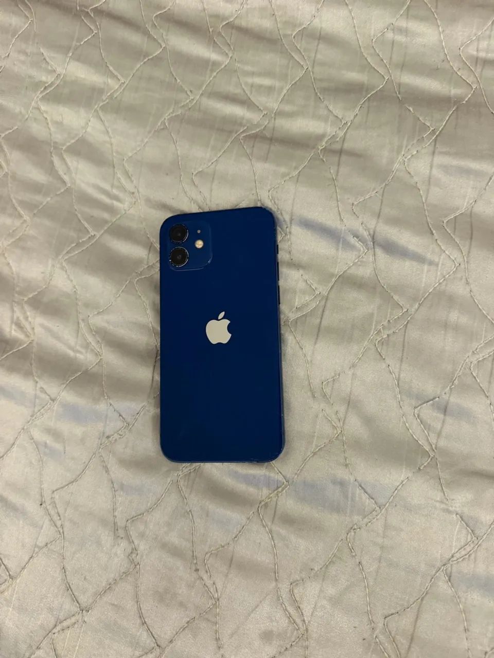 iPhone 12 64 GB AZUL 