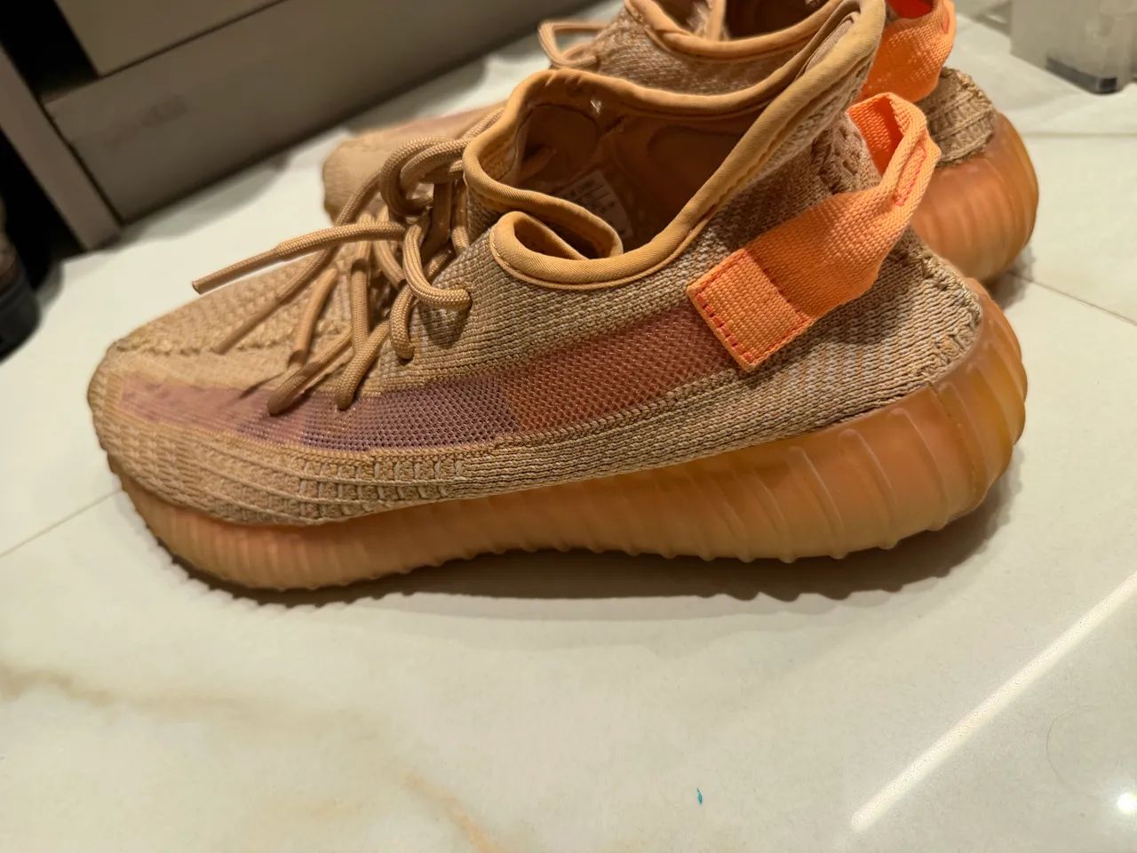 Adidas yeezy 350 clay  - Foto 2