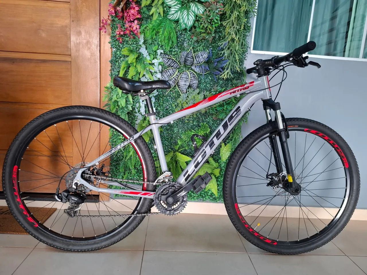 Bicicleta Lotus Nitro Aro 29