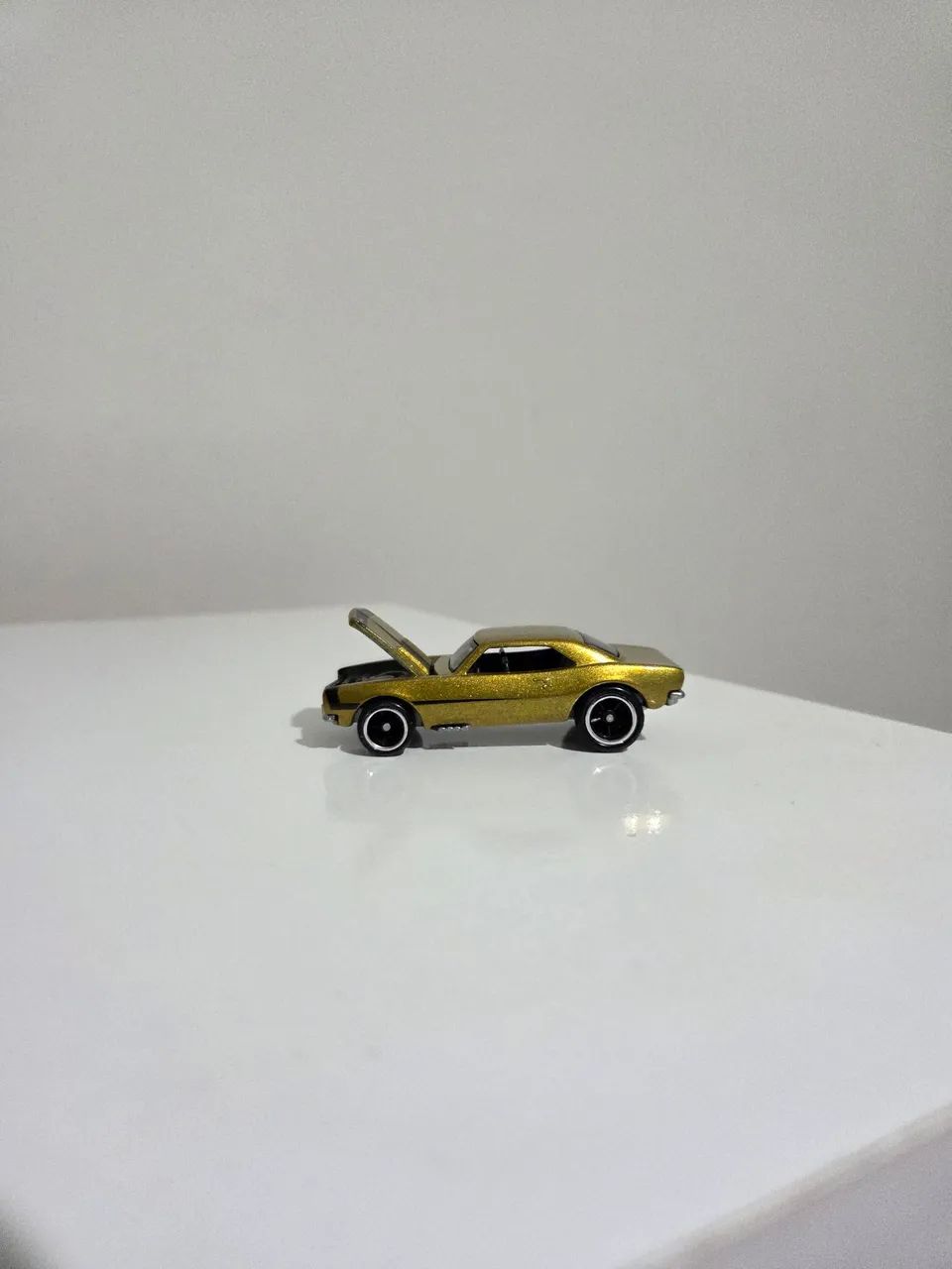 Hot Wheels Camaro 67 premium - Foto 3