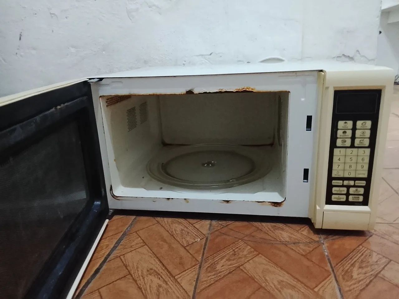 Microondas funcionando perfeitamente  - Foto 2
