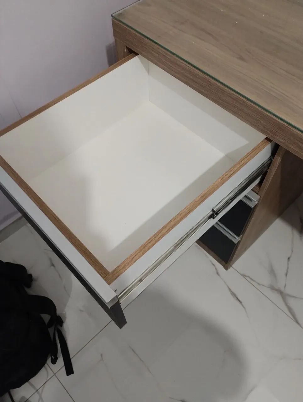 Escrivaninha 100% MDF de ótima qualidade. Aceito troca - Foto 4