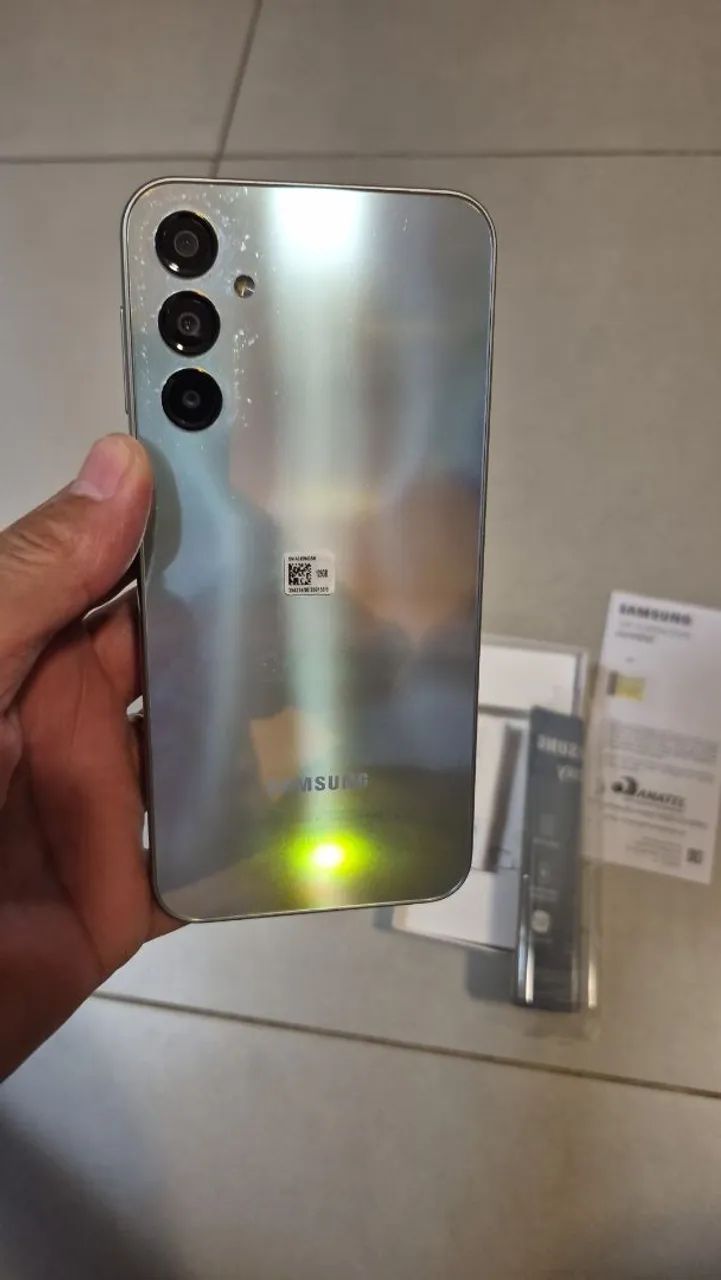 Celular Galáxia A24
