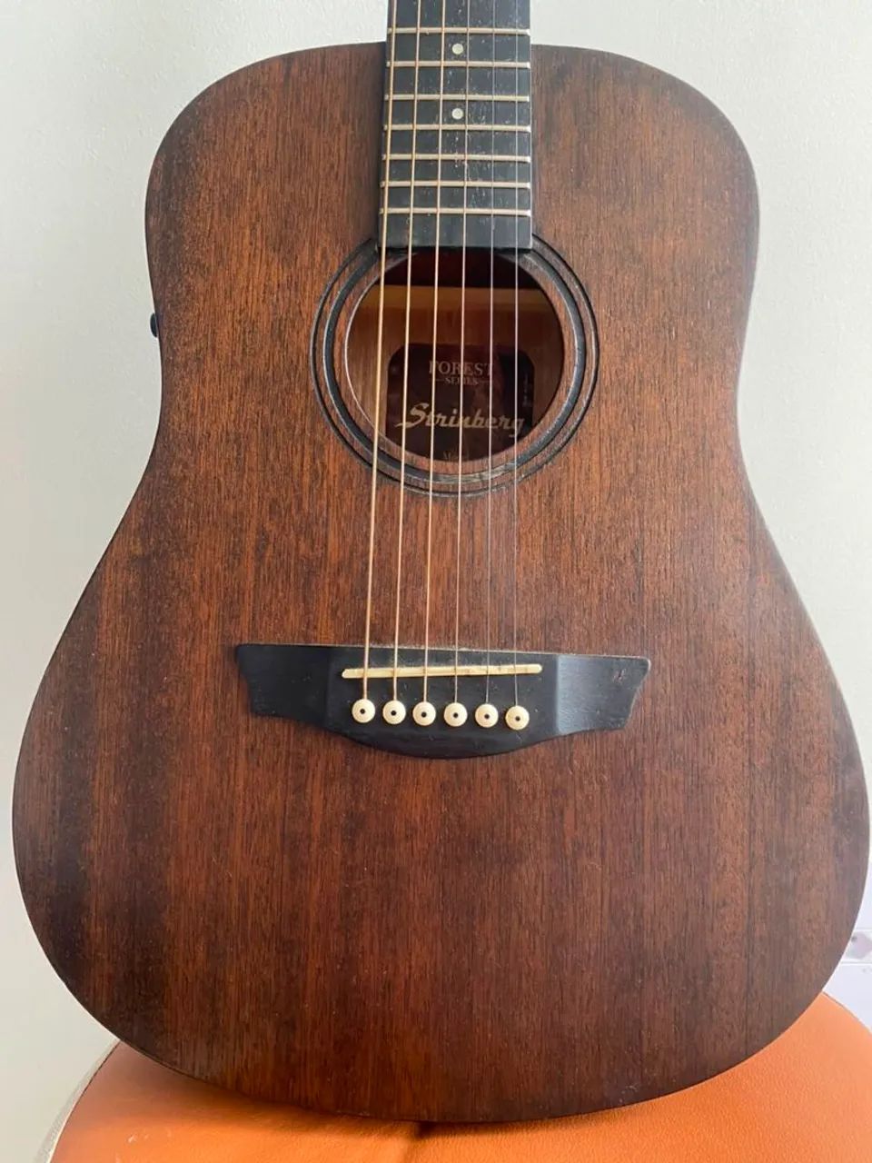 Lindo violão para iniciantes 