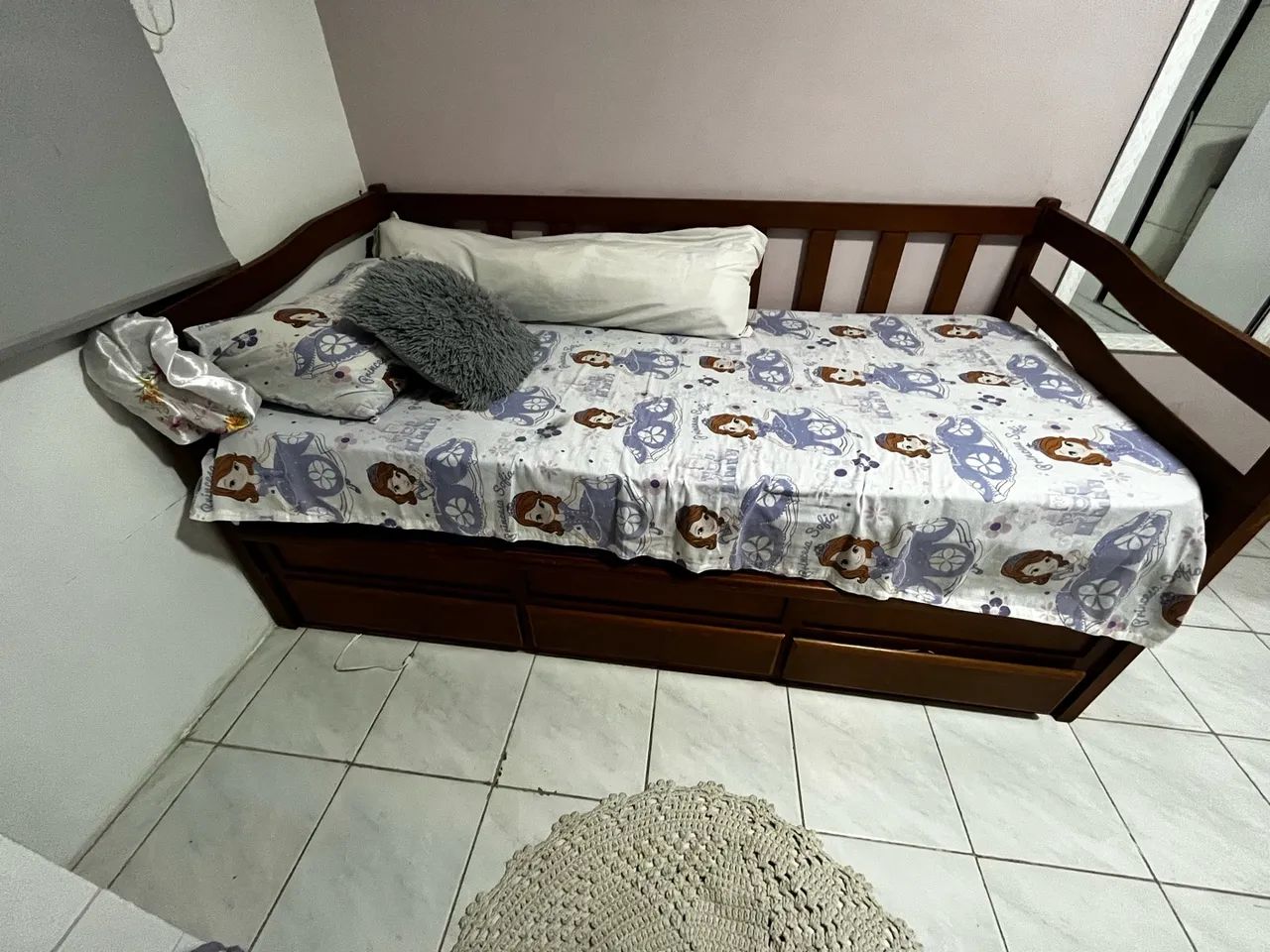 Cama de madeira verdadeira - Foto 5