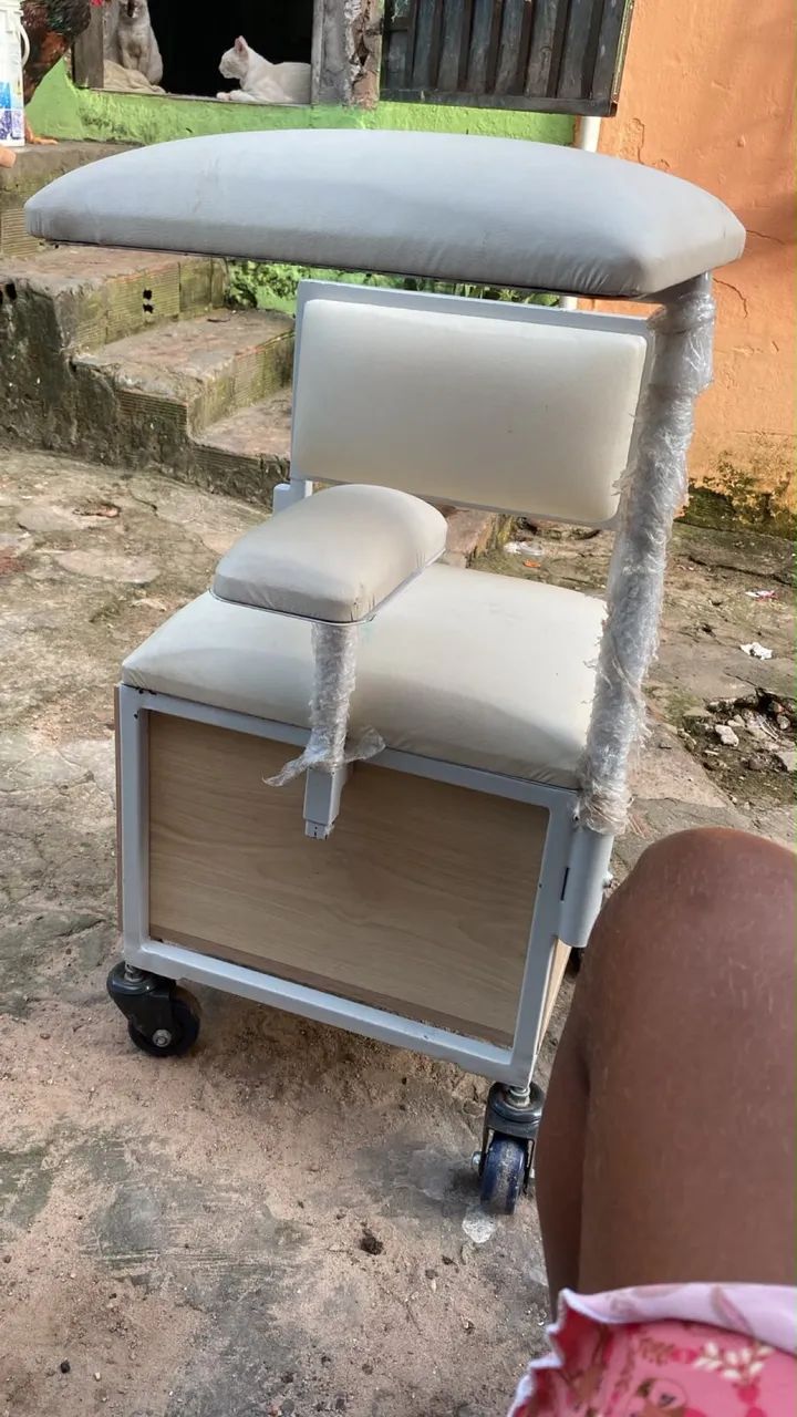 Cadeira manicure e pedicure